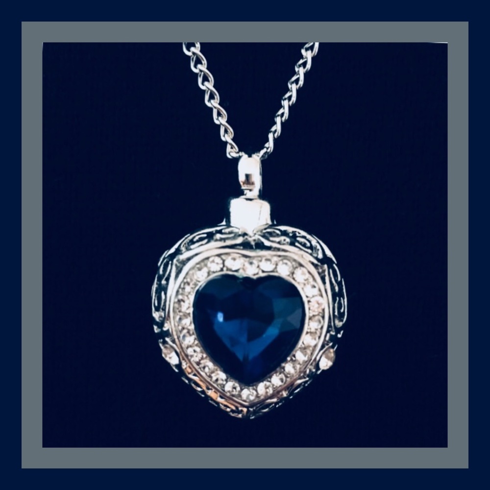 Heart 💜 Shaped Pendant Necklace